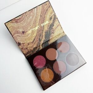 BH Cosmetics In the Buff - All-In-One Face Palette Medium To Deep Brand New